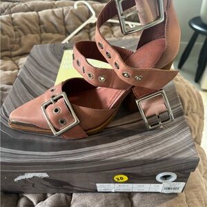 Stylish Women's Pink Heels free people brand new